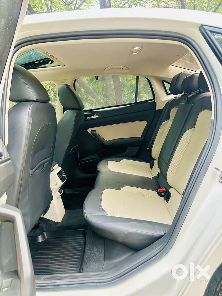 Skoda Slavia 1.0 Tsi Style At, 2022, Petrol