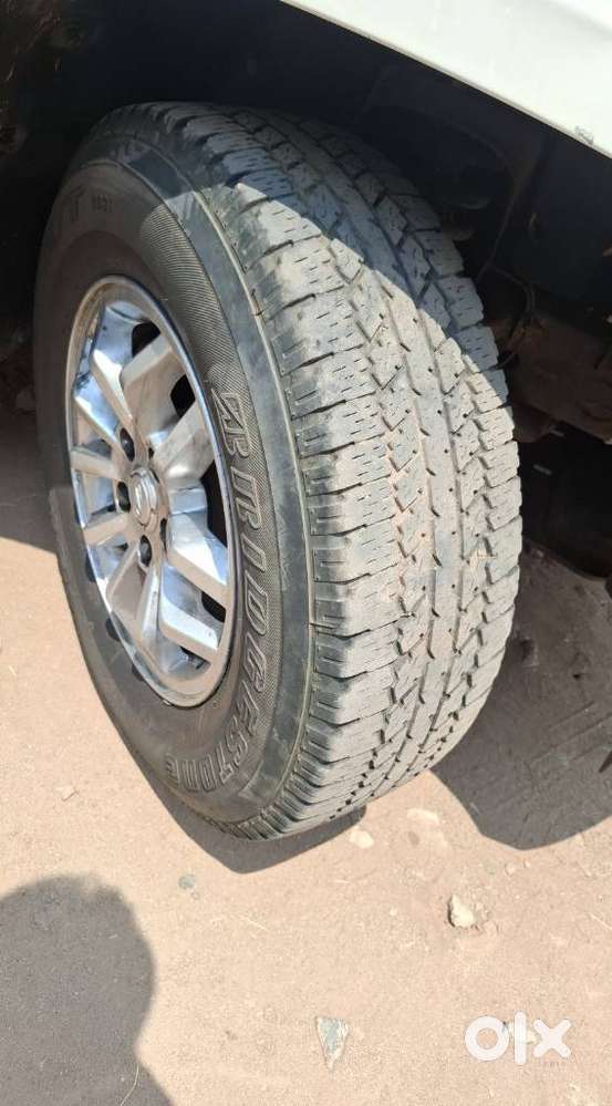 Mahindra Tuv 300 Mhawk100 T8, 2017, Diesel