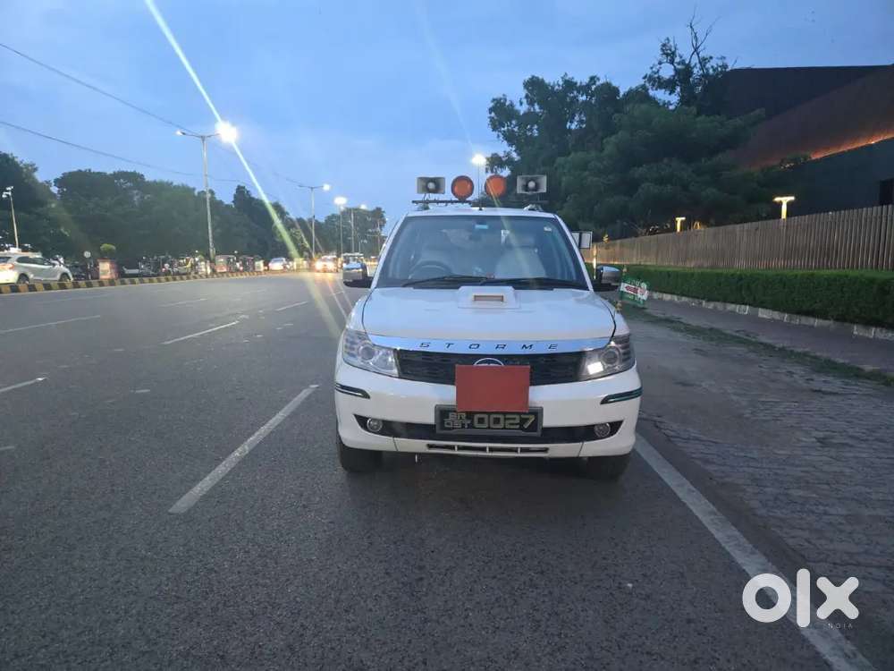 Tata Safari Storme 2016 Diesel Well Maintained
