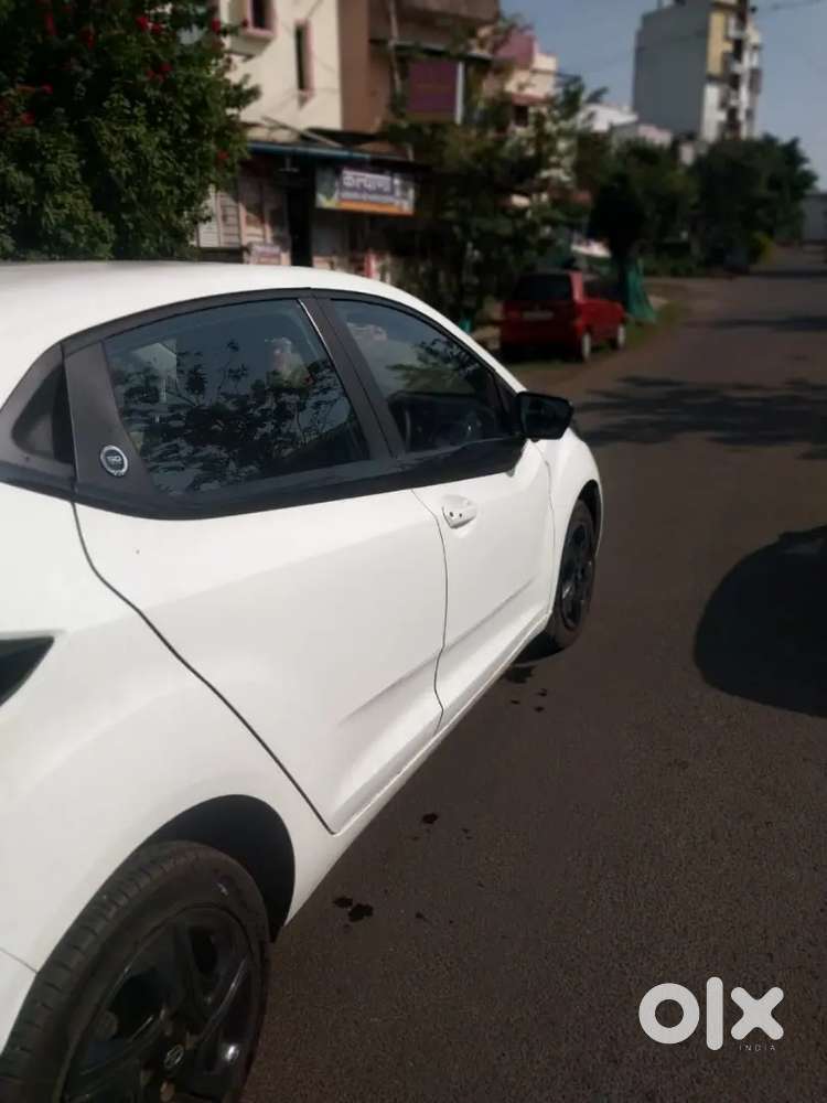 Tata Altroz 2024 Petrol 18000 Km Driven