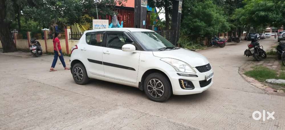Maruti Suzuki Swift Vxi, 2017, Petrol