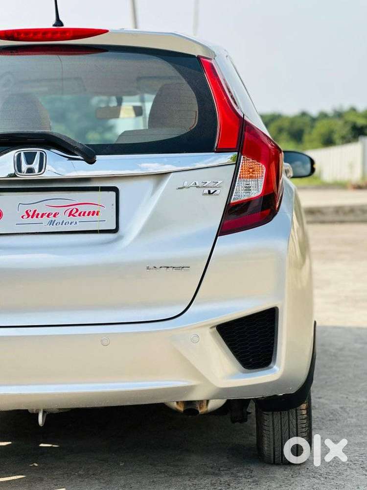 Honda Jazz 1.2 V I Vtec, 2017, Petrol