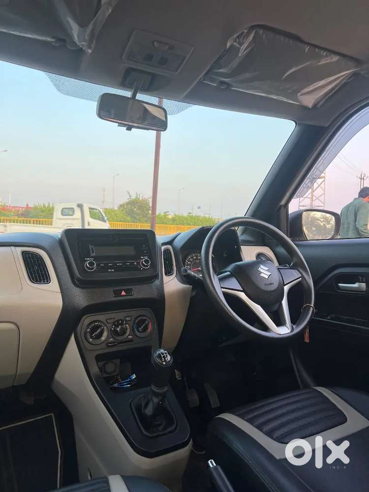 Genuine 15000 Km Running Maruti Suzuki Wagon R 1.0 Vxi 2022 Petrol
