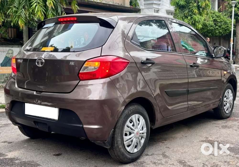 Tata Tiago Xe, 2018, Petrol