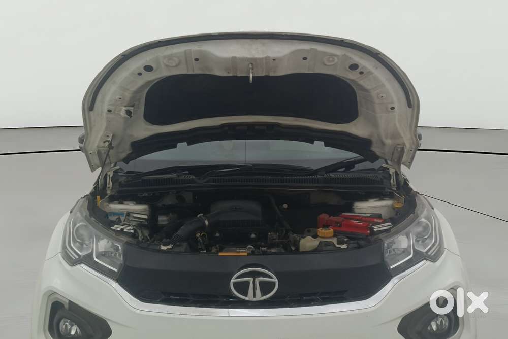 Tata Nexon 1.2 Revotron Xz Plus Premium, 2022, Petrol