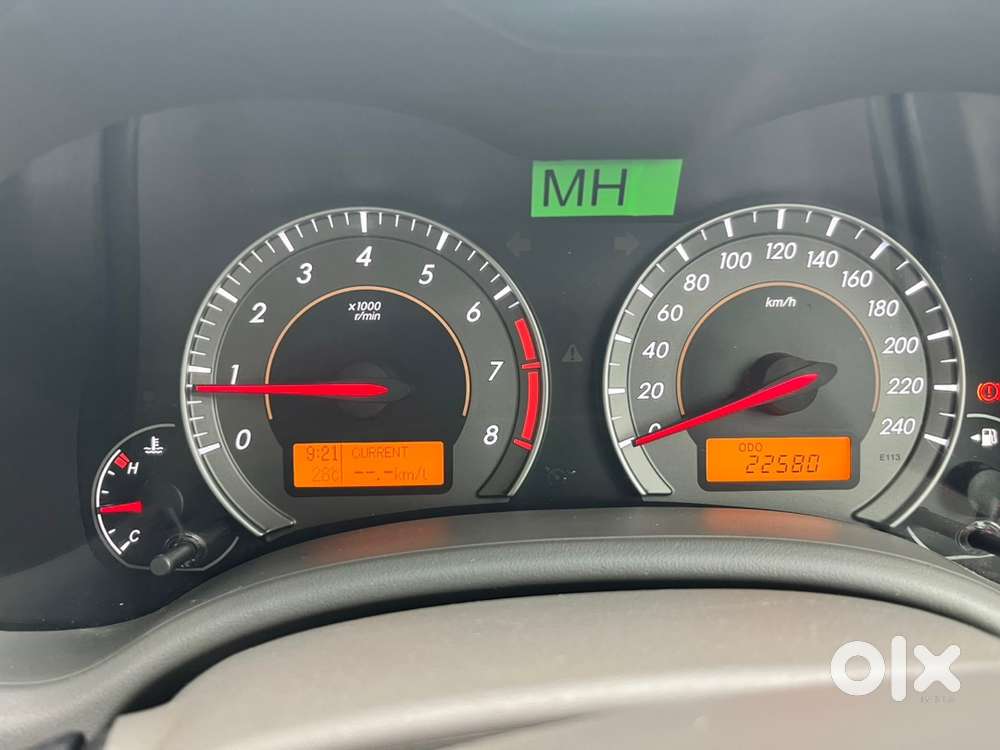 Toyota Corolla Altis 2010 Petrol