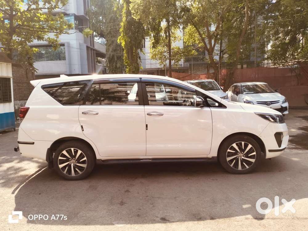 Toyota Innova Crysta 2022 Petrol Automatic 80000 Km