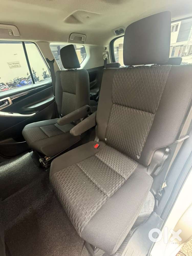 Toyota Innova Crysta 2.4 Gx Limited Edition At 7 Str, 2021, Diesel