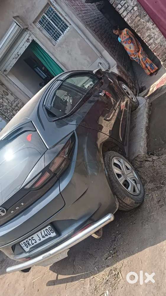 Tata Altroz 2024