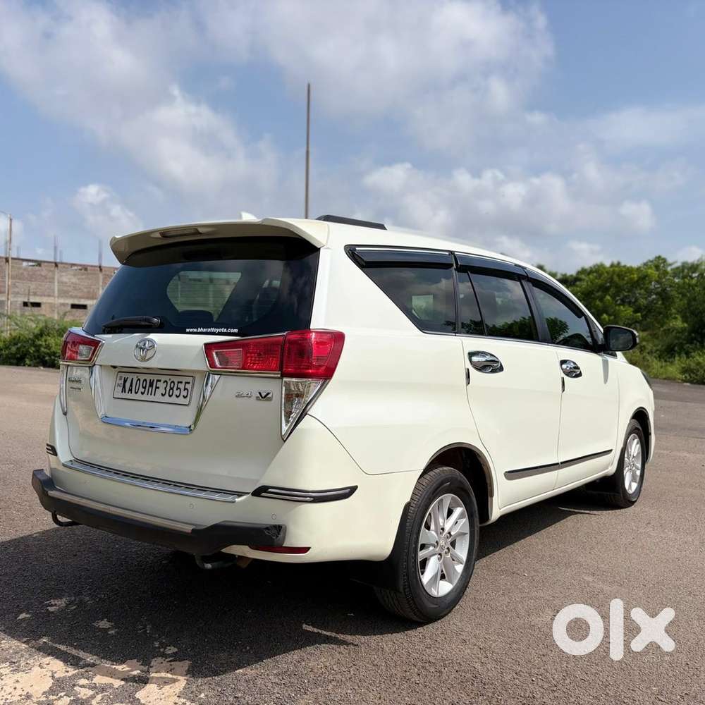 Toyota Innova Crysta 2020 Diesel Well Maintained