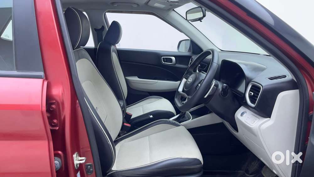 Hyundai Venue 1.0 Sx (o) Turbo Dct, 2022, Petrol