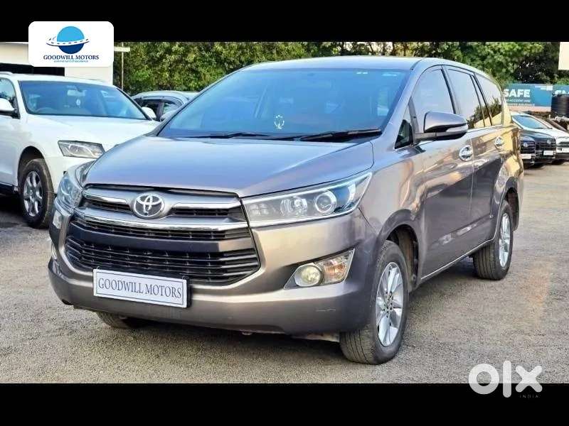 Toyota Innova Crysta 2.4 V 7 Str, 2016, Diesel