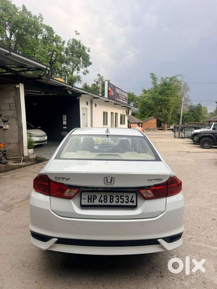 Honda City, 2022, Petrol