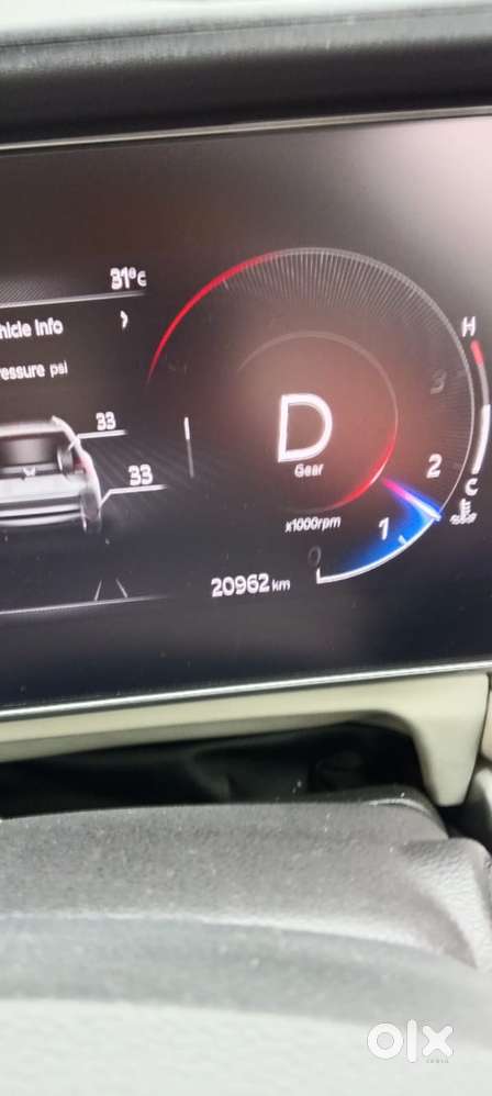 Mahindra Xuv700 2.0 Ax 7 Petrol At Str, 2023, Petrol
