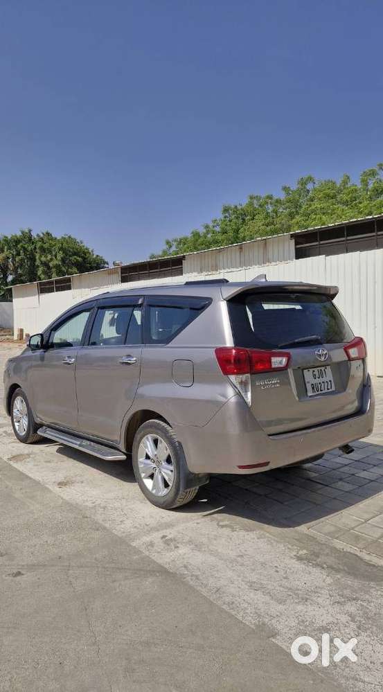 Toyota Innova Crysta Zx 2.4 Diesel 7 Seater, 2016, Diesel