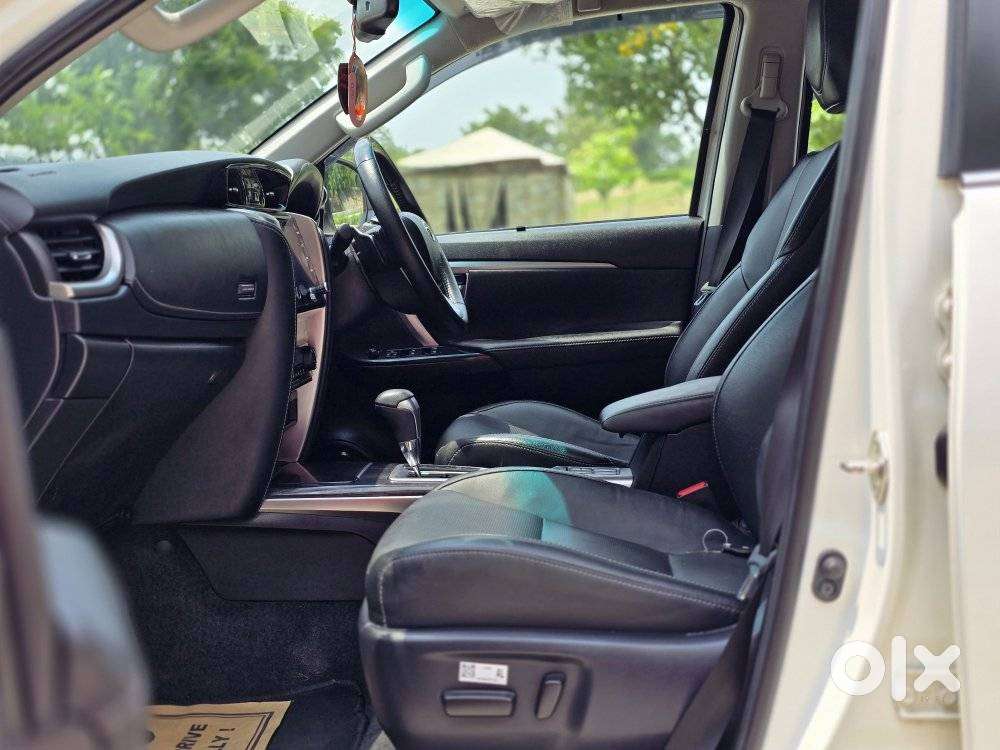 Toyota Fortuner 3.0 4x2 Automatic, 2022, Petrol