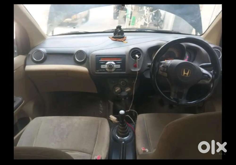 Direct Owner Honda Brio Petrol Mt 2013 Cng Outside Fitted