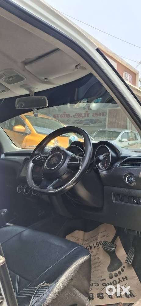 Maruti Suzuki Swift 2018 Zxi, 2019, Petrol