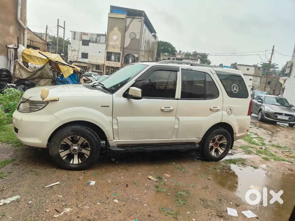 2017 Tata Safari Storme Diesel Manual Car