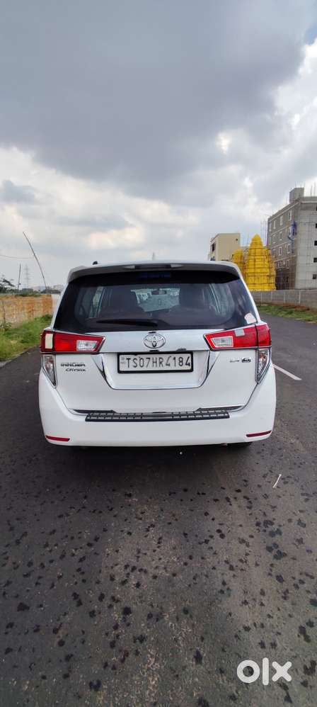 Toyota Innova Crysta 2.4 G Mt 7 Str, 2021, Diesel