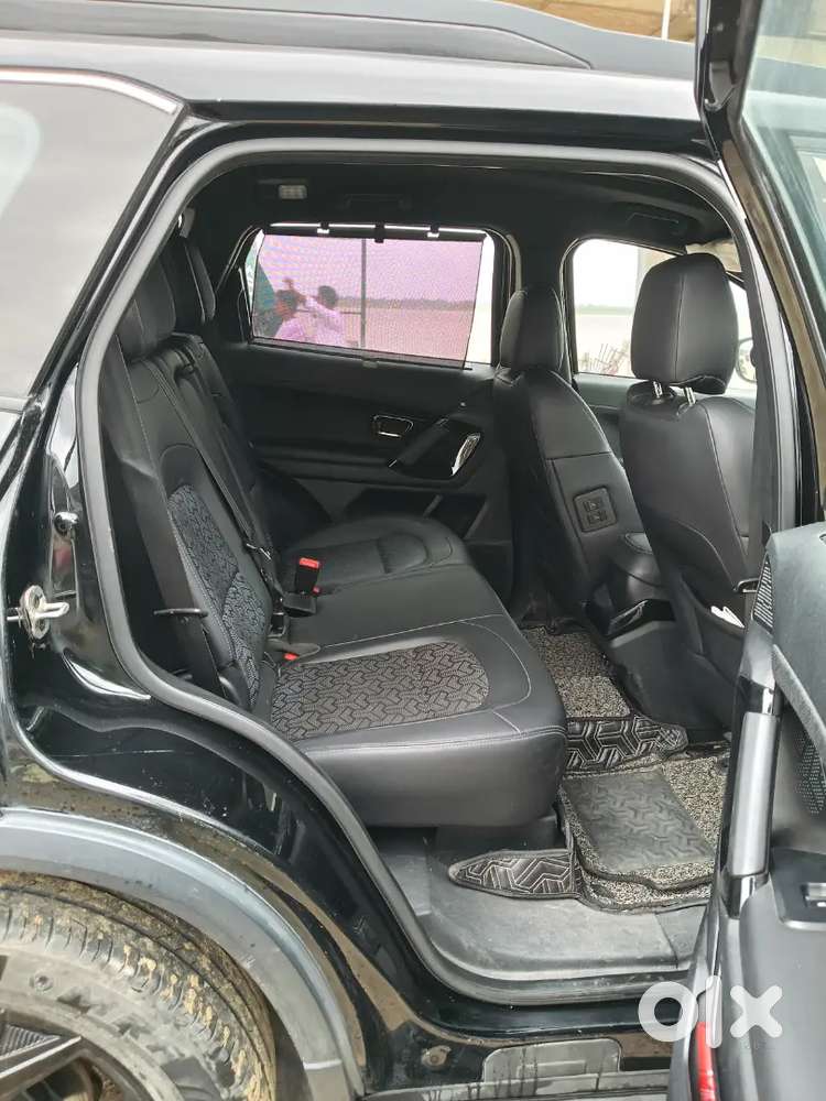 Tata Safari Diesel 2024 Manual Dark