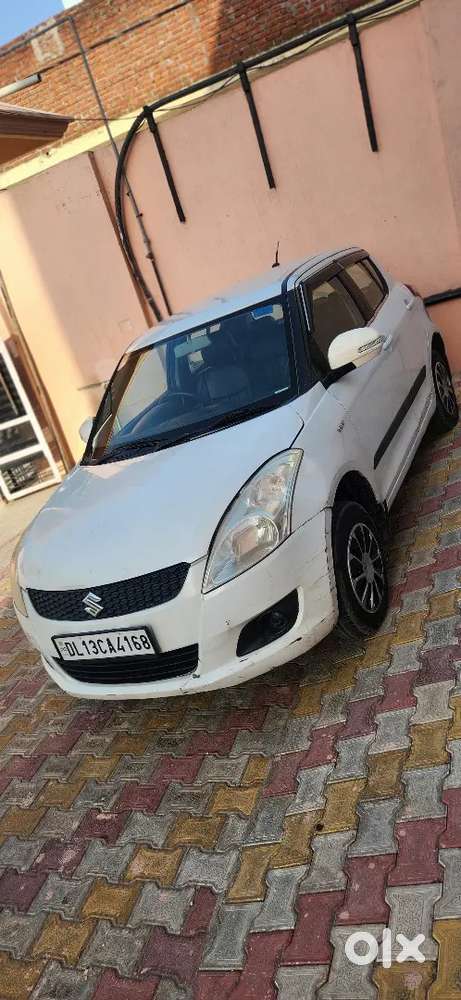 Maruti Swift Vxi 2012 Cng