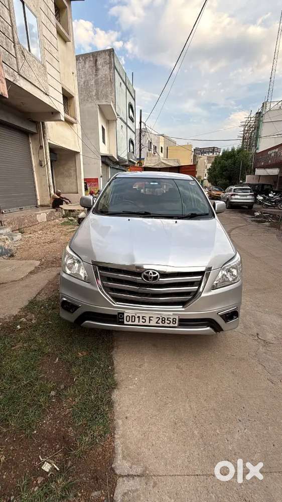 Toyota Innova 2016 Diesel Well Maintained