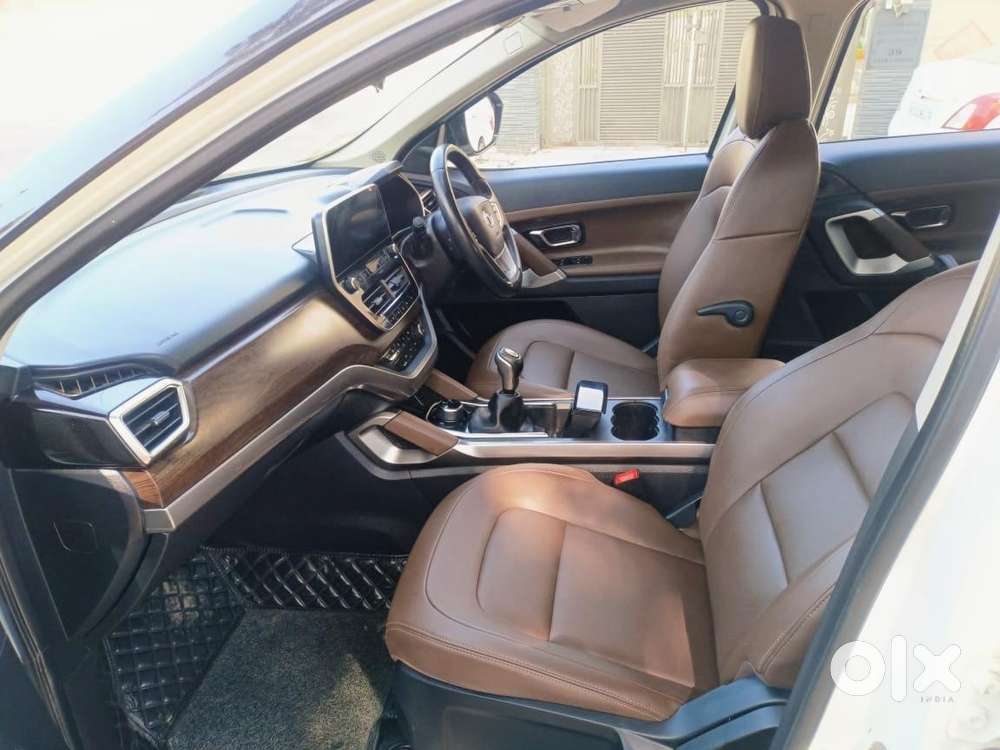 Tata Harrier Xz Dual Tone, 2019, Diesel