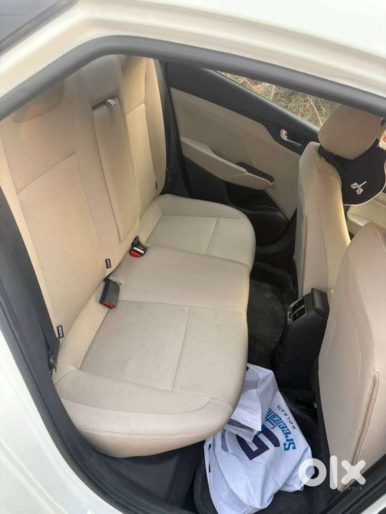 Hyundai Verna 2022 Petrol 38000 Km Driven