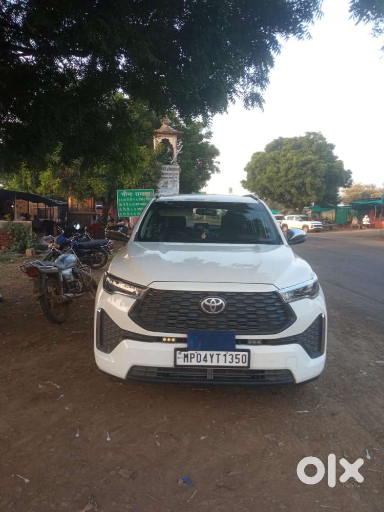 Toyota Innova Crysta 2025 Model