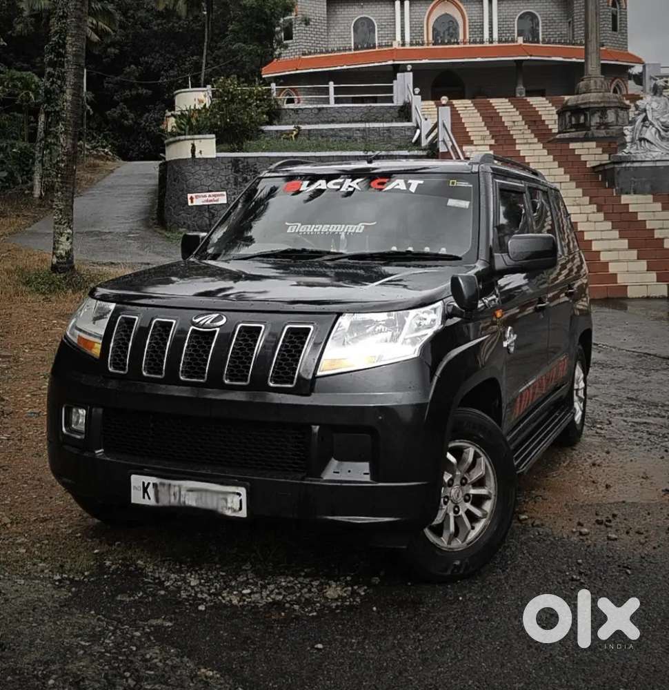 Mahindra Tuv 300 2016 Diesel 160000 Km Driven