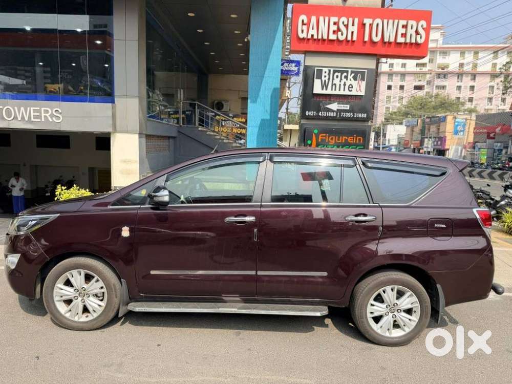 Toyota Innova Crysta