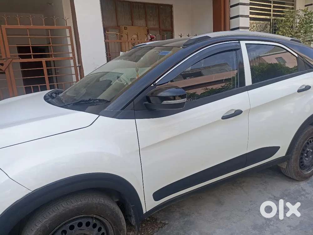 Sell My 9 Month Old Tata Nexon Facelift