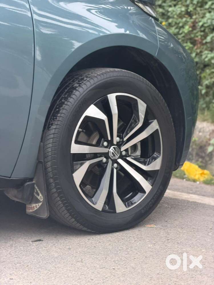 Mg Windsor Ev Essence, 2025, Electric