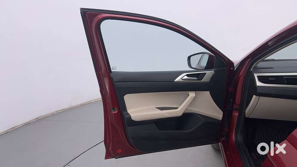 Volkswagen Virtus Highline Plus 1.0 Tsi At, 2024, Petrol