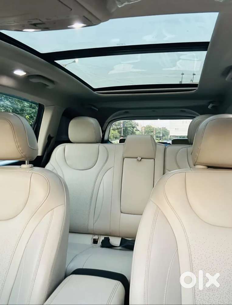 Mahindra Xuv700 2.2 Ax 7 Diesel At Str, 2023, Diesel