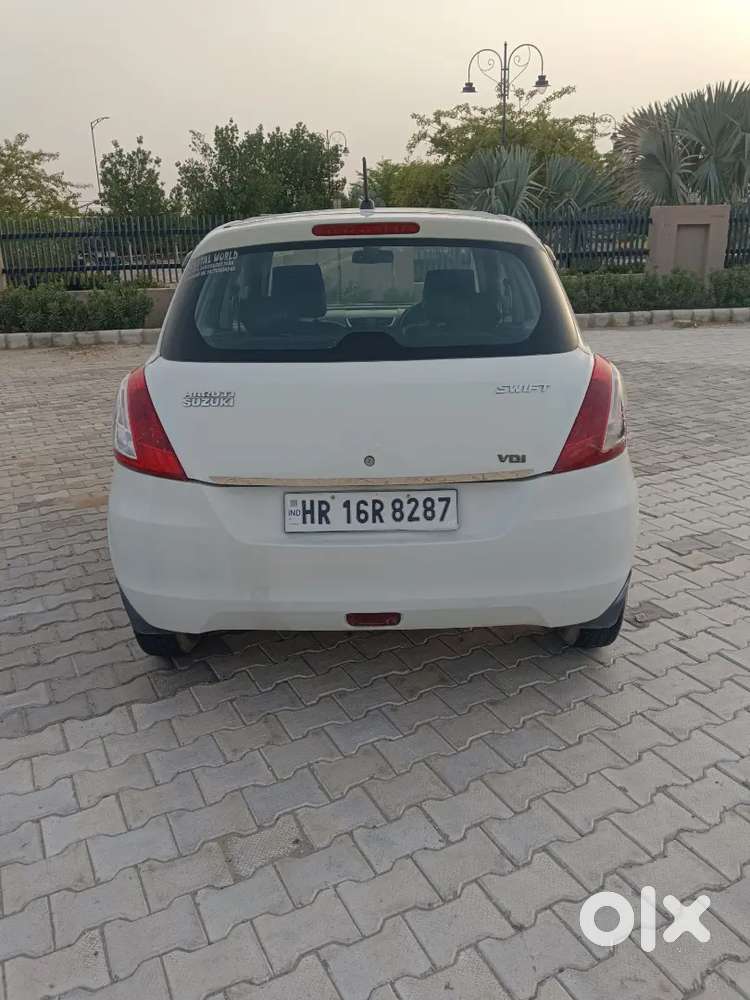Maruti Suzuki Swift 16
