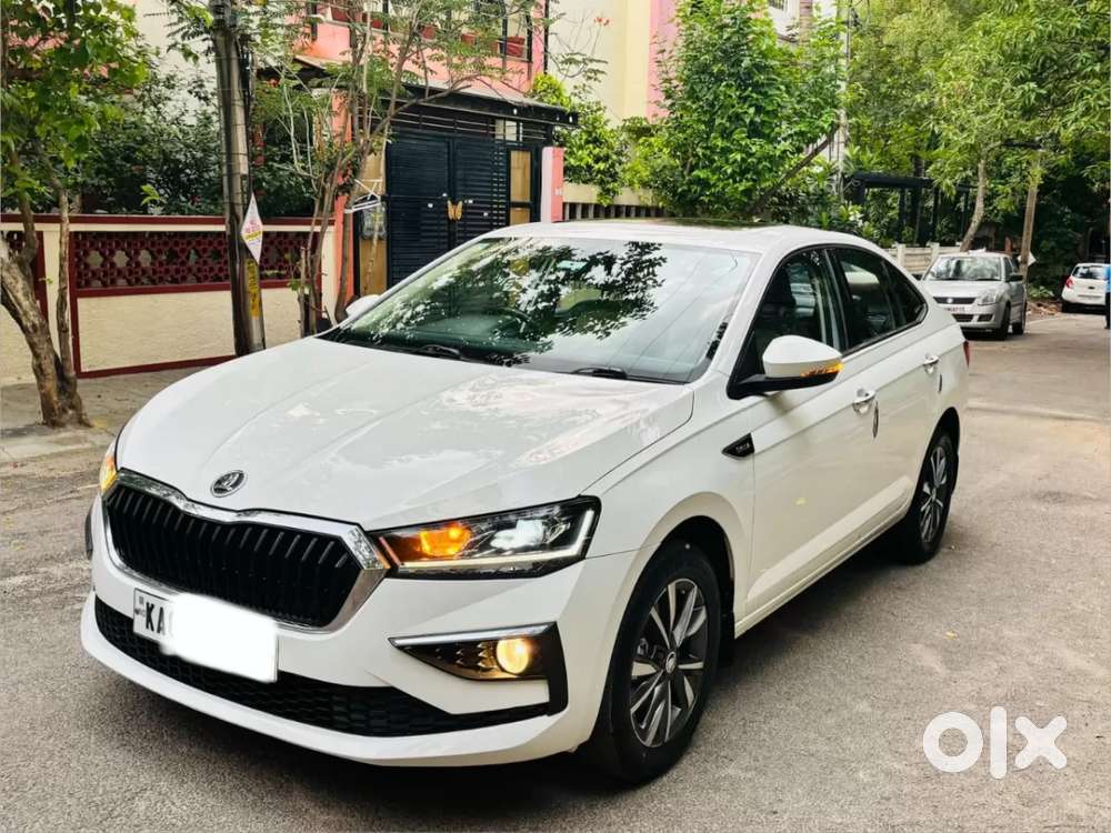 Skoda Slavia Ambition 1.0l Tsi Mt, 2022, Petrol