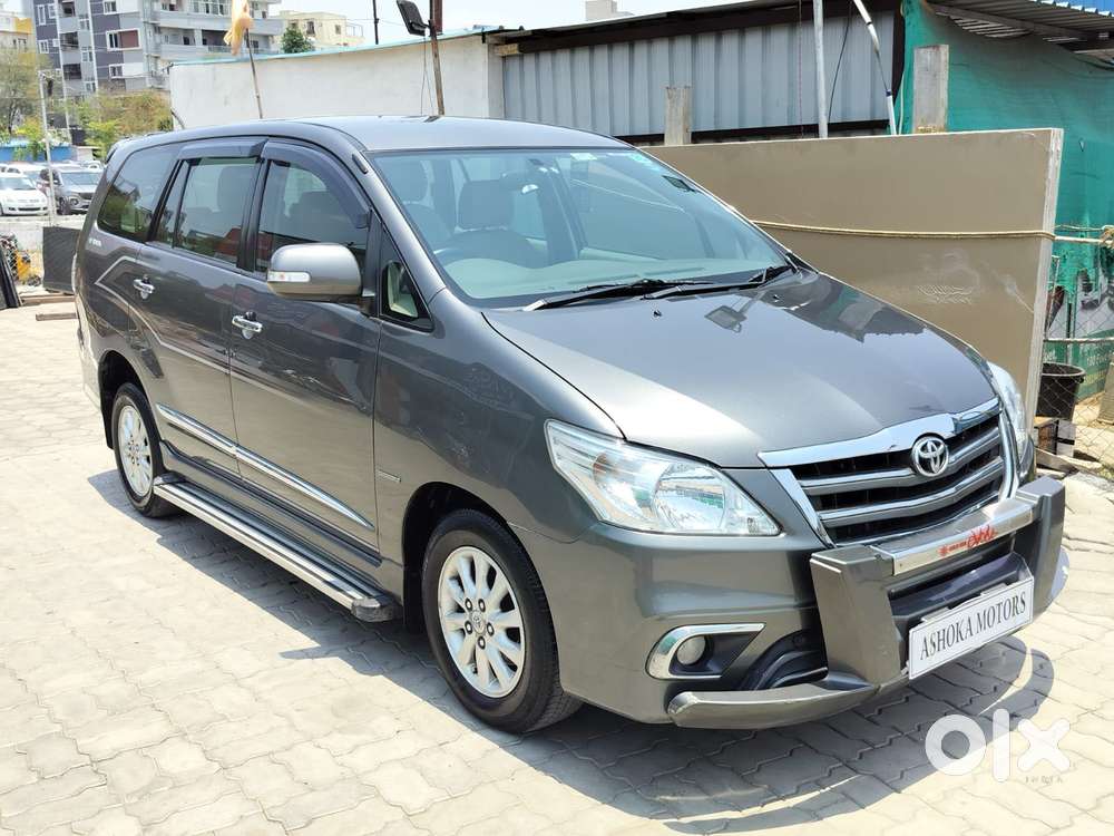 Toyota Innova 2.5 Zx 7 Str Bs-iv, 2014, Diesel