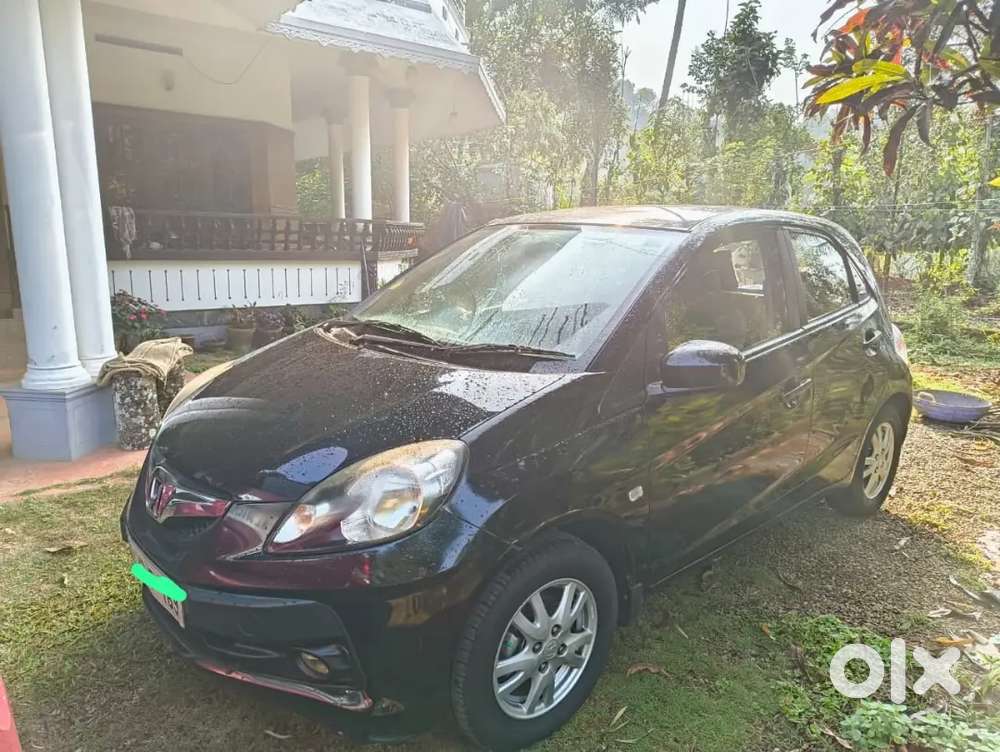 Honda Brio 2013 Petrol Well Maintained