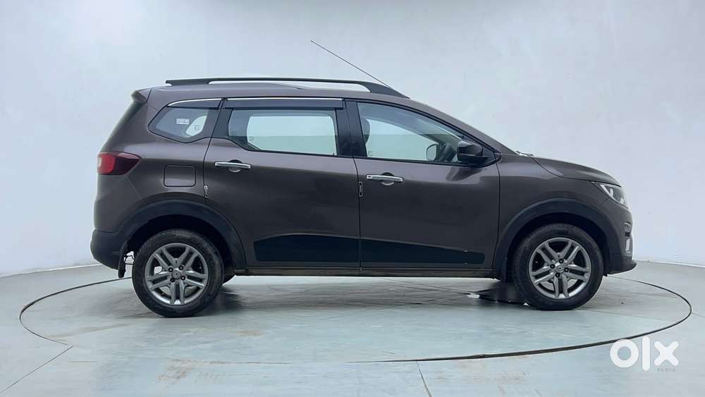 Renault Triber Rxz Easy-r Amt, 2024, Petrol
