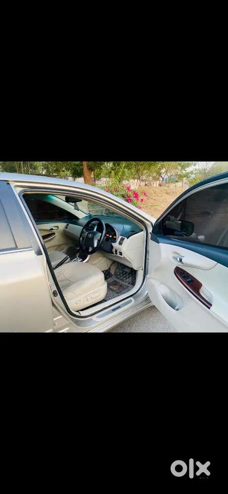 Toyota Corolla Altis 2014