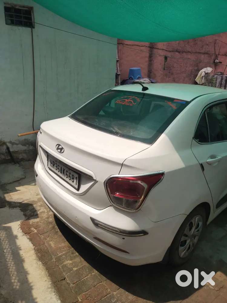 Very Good Condition Car..hyundai Xcent 2017.