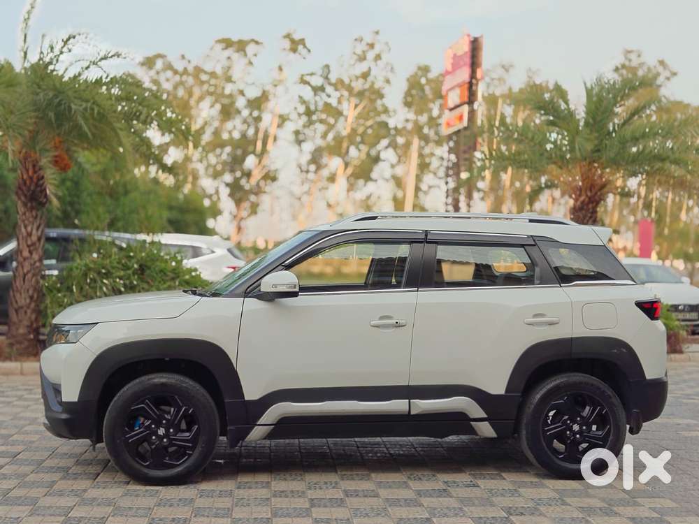 Maruti Suzuki Brezza 1.5 Zxi Plus Smart Hybrid, 2022, Petrol