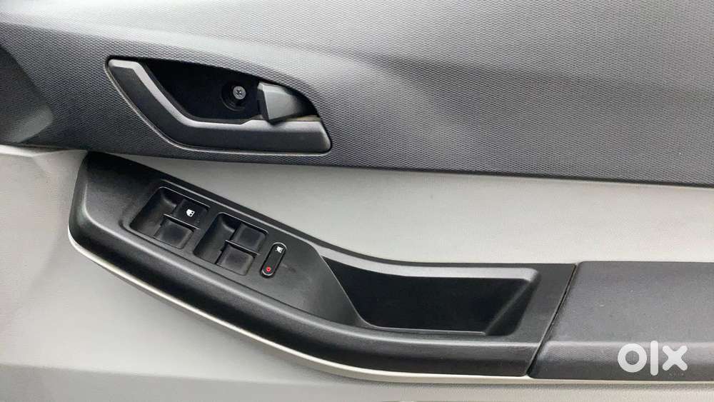 Tata Tiago 1.05 Revotorq Xt Option, 2021, Petrol