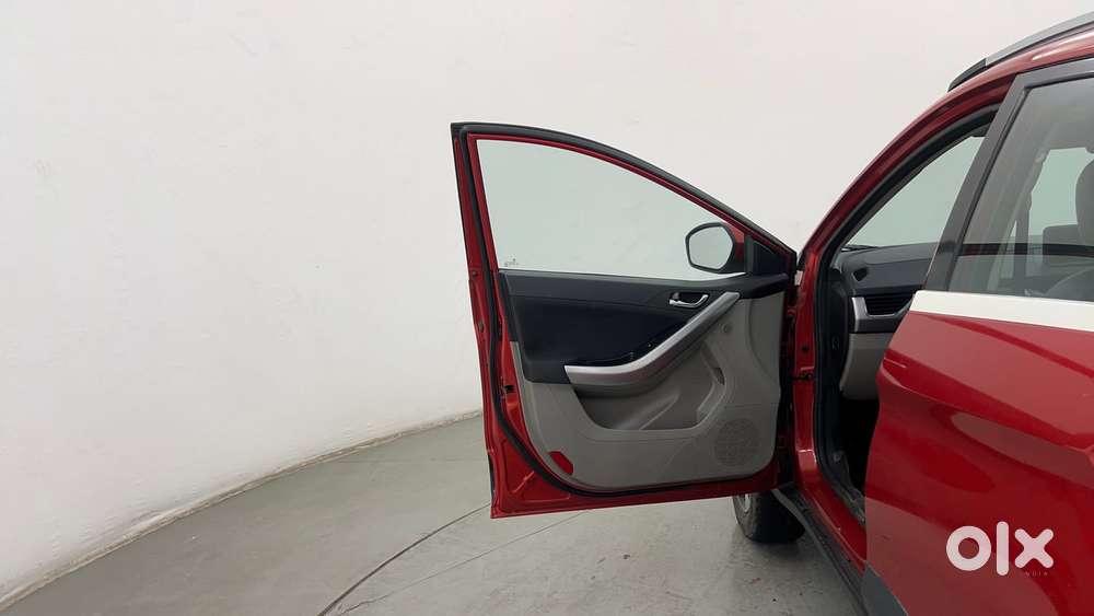 Tata Nexon 1.2 Revotron Xza Plus (l), 2018, Petrol