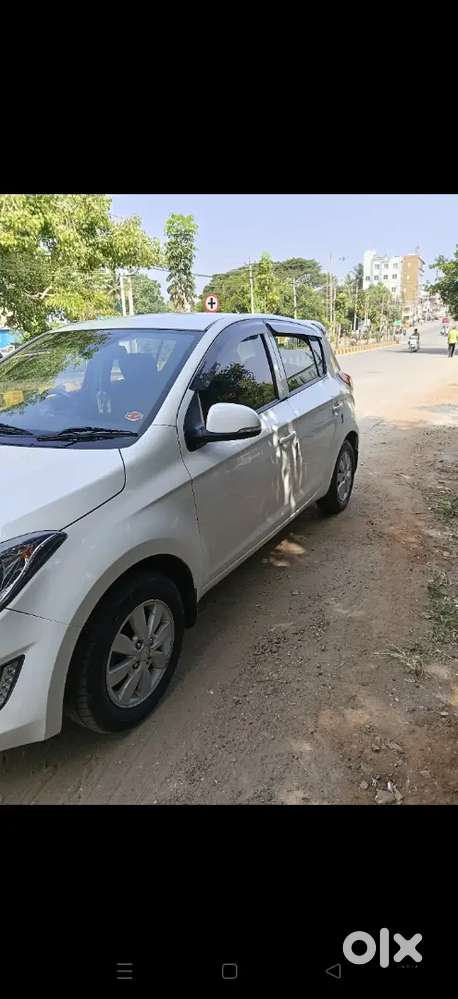 Hyundai I20 2012 Diesel 99000 Km Driven