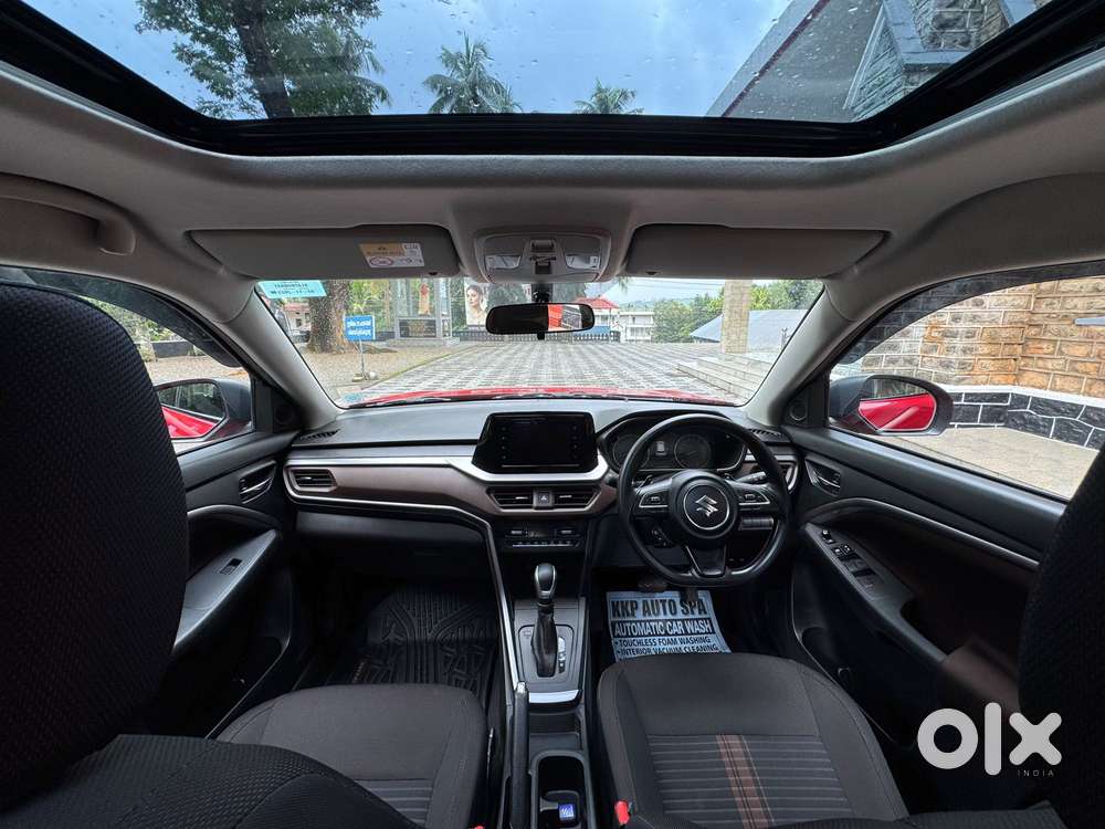 Maruti Suzuki Vitara Brezza 1.5 Zxi At, 2023, Petrol