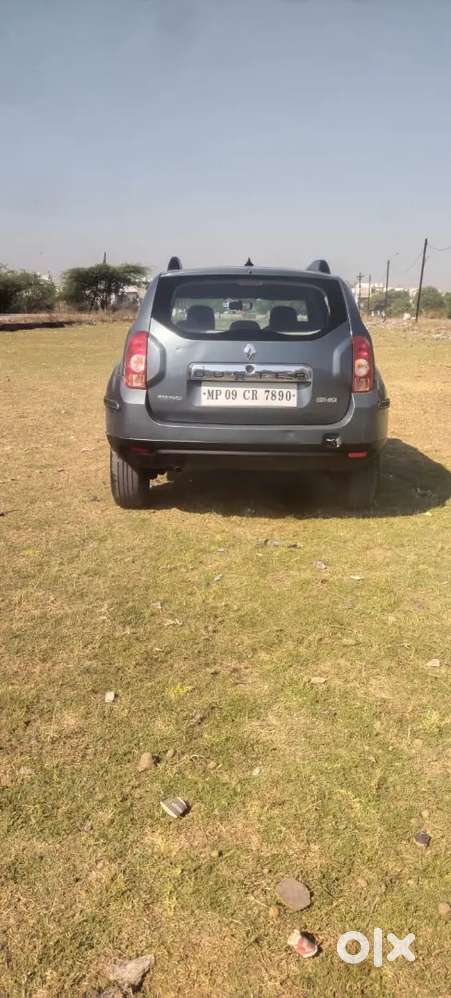 Renault Duster 2015 माडल, डीजल, सेकंड ऑनर,पावर विंडो,पावर स्टेरिंग,