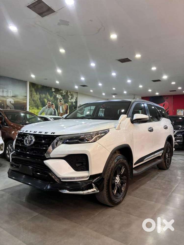 Toyota Fortuner Leader Edition (at), 2025, Diesel